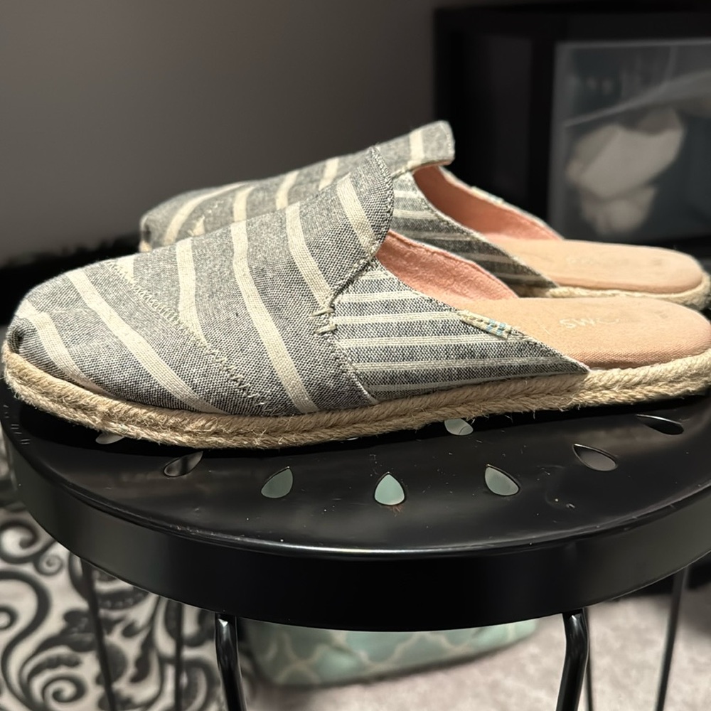 Women’s slip one